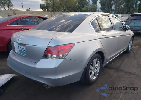 2009 Honda Accord Lxp z USA, uszkodzony, nr VIN JHMCP26479C009531